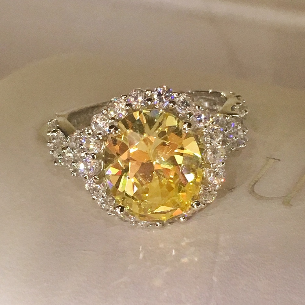 Crislu Ring